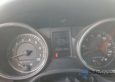 2013 Jeep Grand Cherokee Laredo z USA, uszkodzony, nr VIN 1C4RJFAG8DC560551